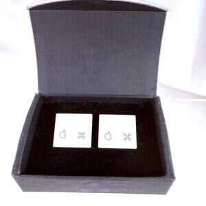 Gene Seidman On-The-Cuff Apple Computer Command Button Cufflinks, Rare Vintage